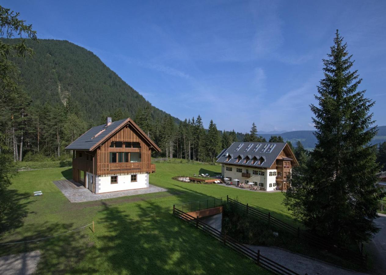 Natura Boutique Chalet Wellness Spa Dobbiaco Luaran gambar